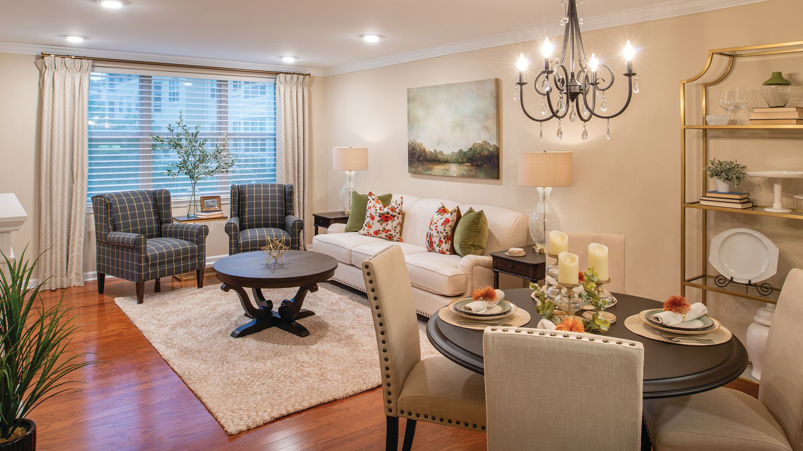 The Kingston Senior Apartments in Parkville | Oak Crest