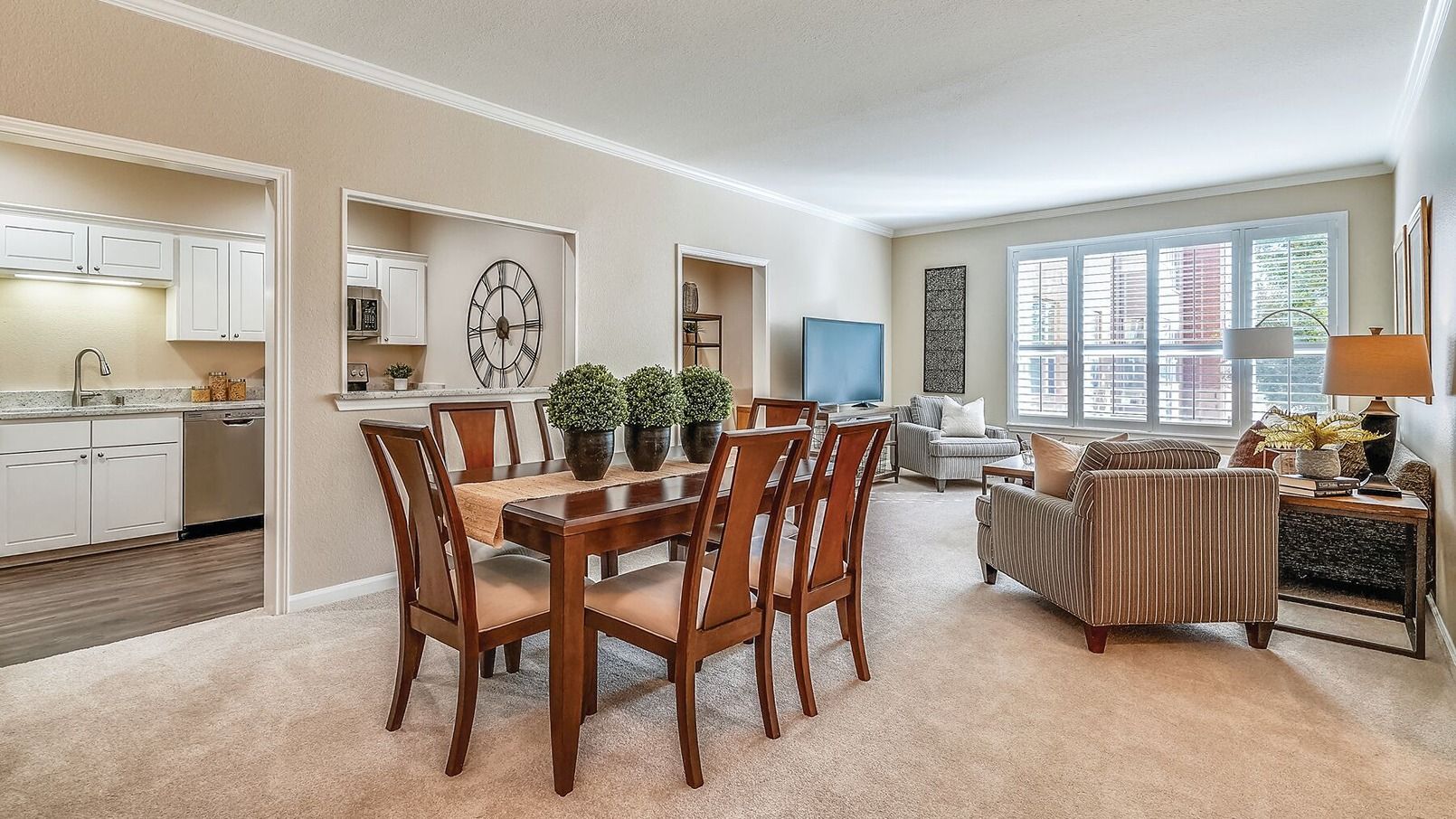 The Worthington Senior Apartments in North Dallas | Highland Springs